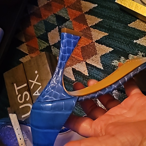 Vince Camuto Womens SZ9M Blue Heels Sandals Reesera Alligator Open Toe Heels . - Picture 6 of 8